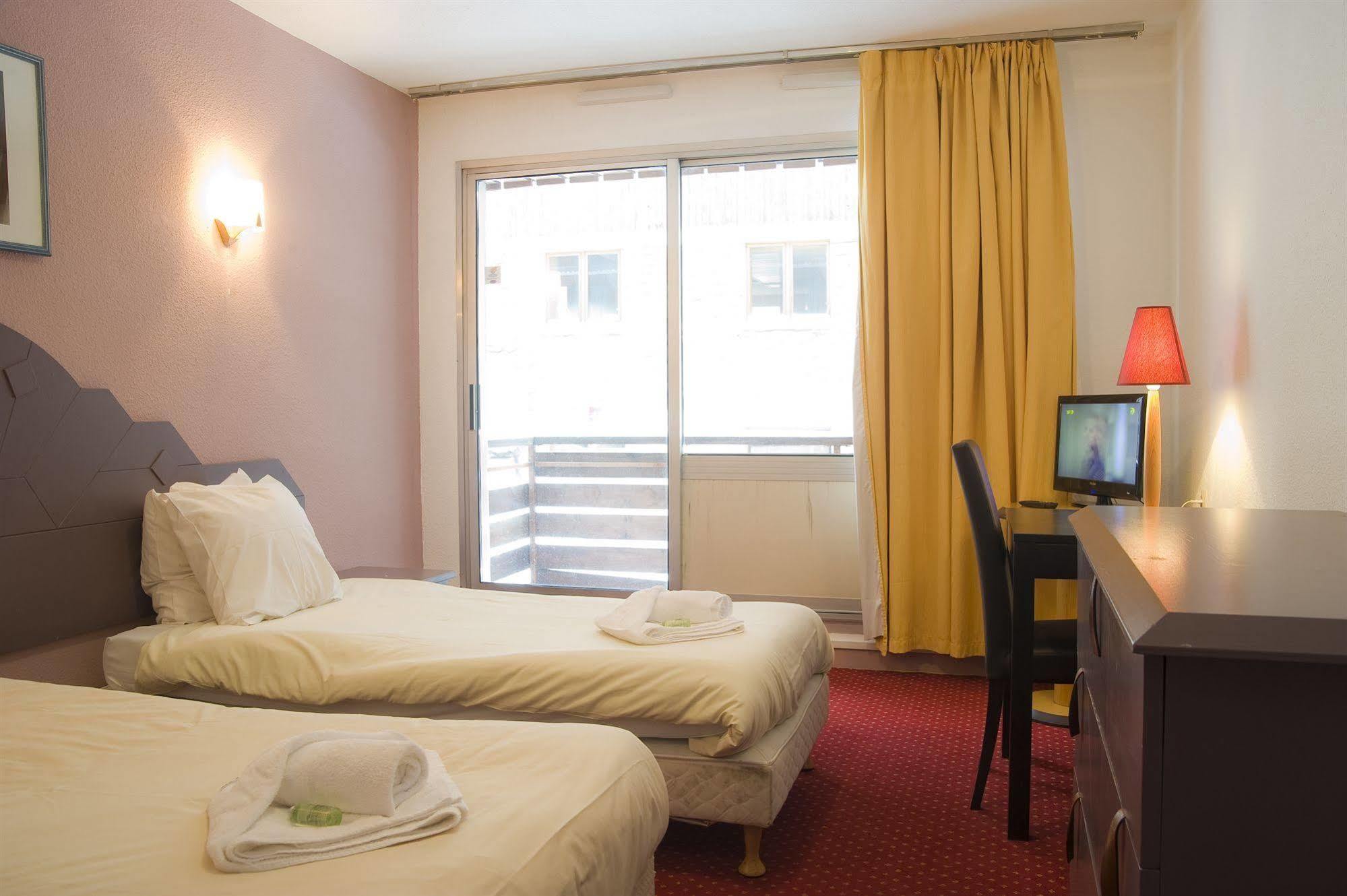 Madame Vacances - Hotel Courchevel Olympic Kültér fotó